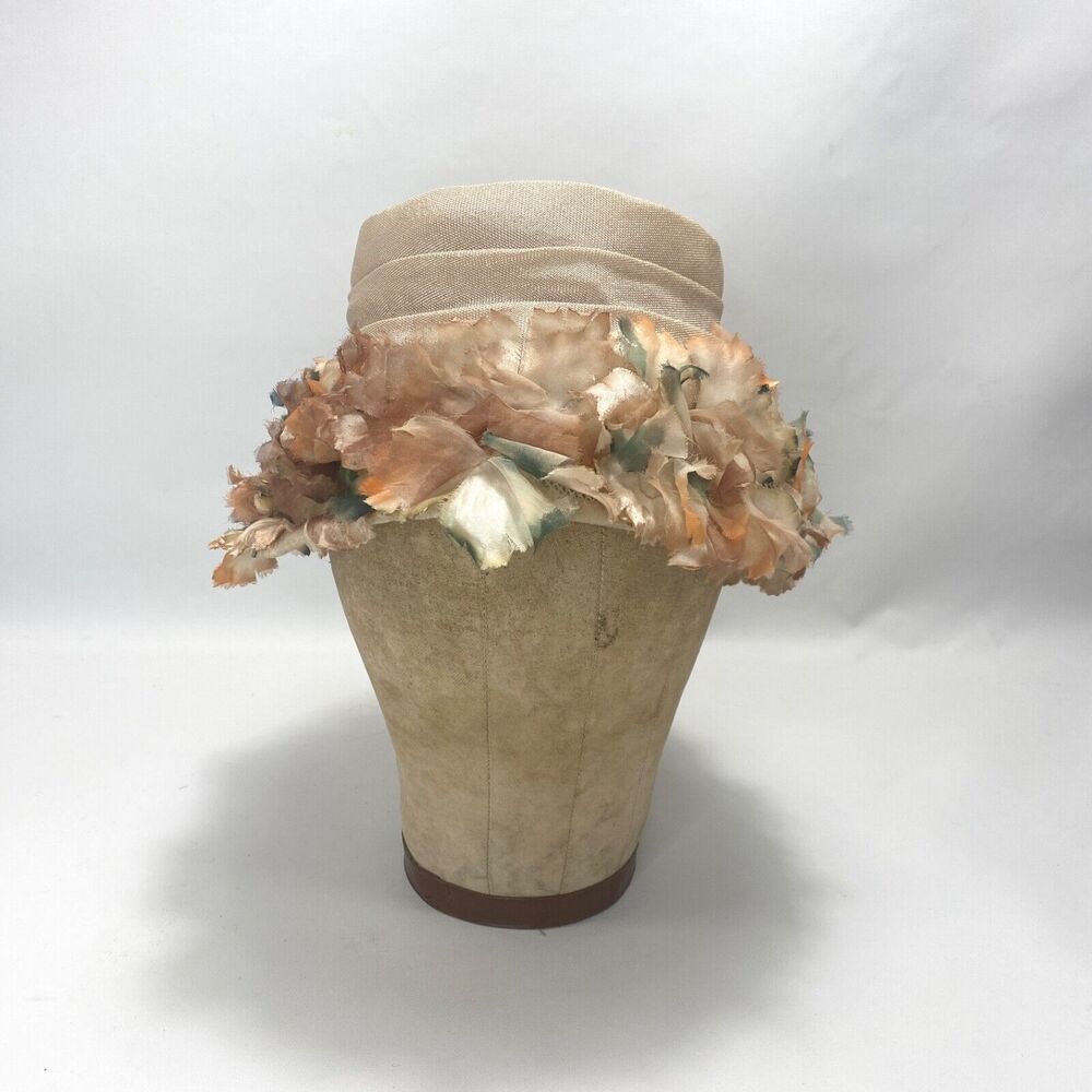 Vintage 50s Womans Buckram Floral Pill Box Hat Cream Autumn Folds Mid Century